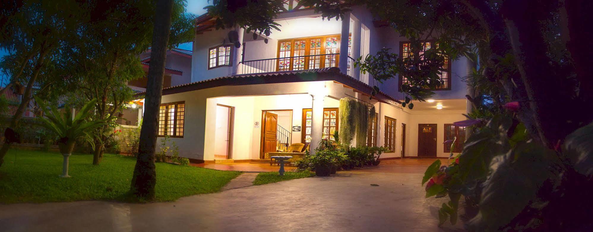 Villu Villa Holambra Exterior foto